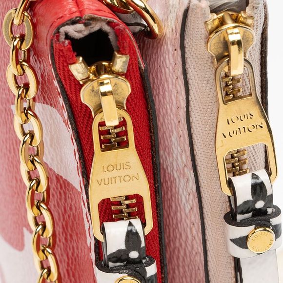 Louis Vuitton Giant Monogram Canvas Double Zip Pochette - Picture 10 of 15